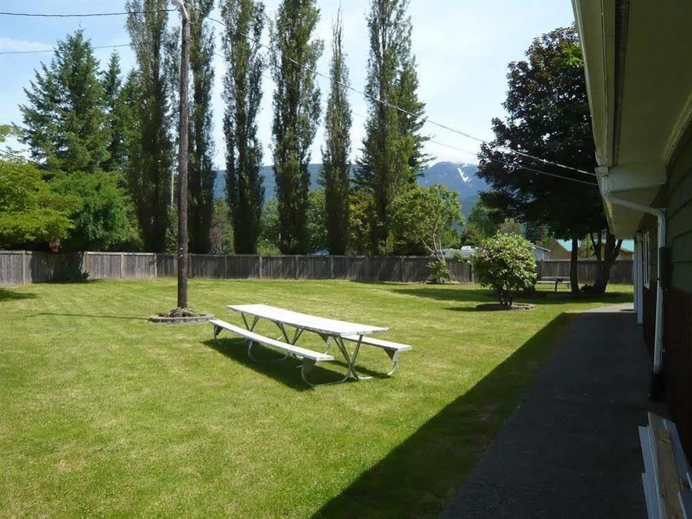 Stevens Pass Motel Gold Bar ภายนอก รูปภาพ